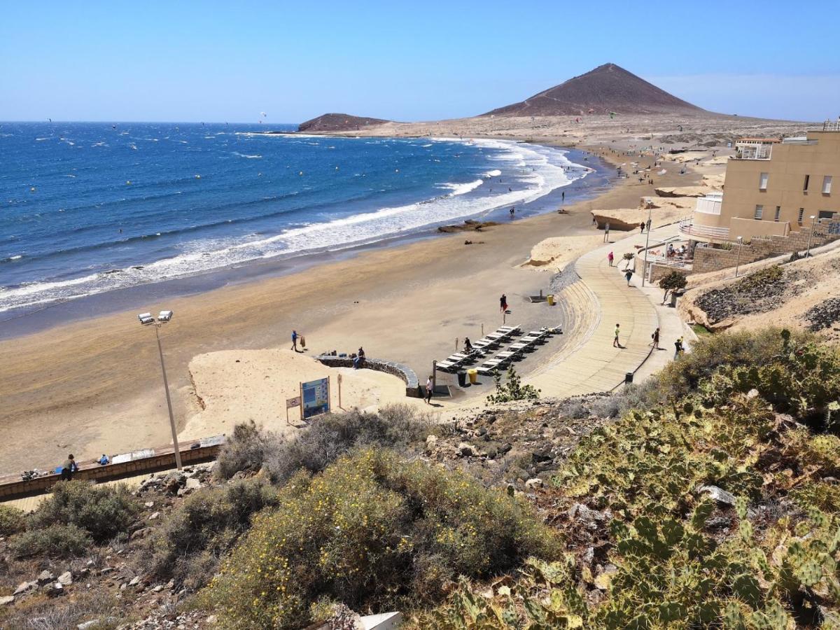Oceanfront 2 Bedrooms Holiday Home In Tenerife South Сан Мигел де Абона Екстериор снимка