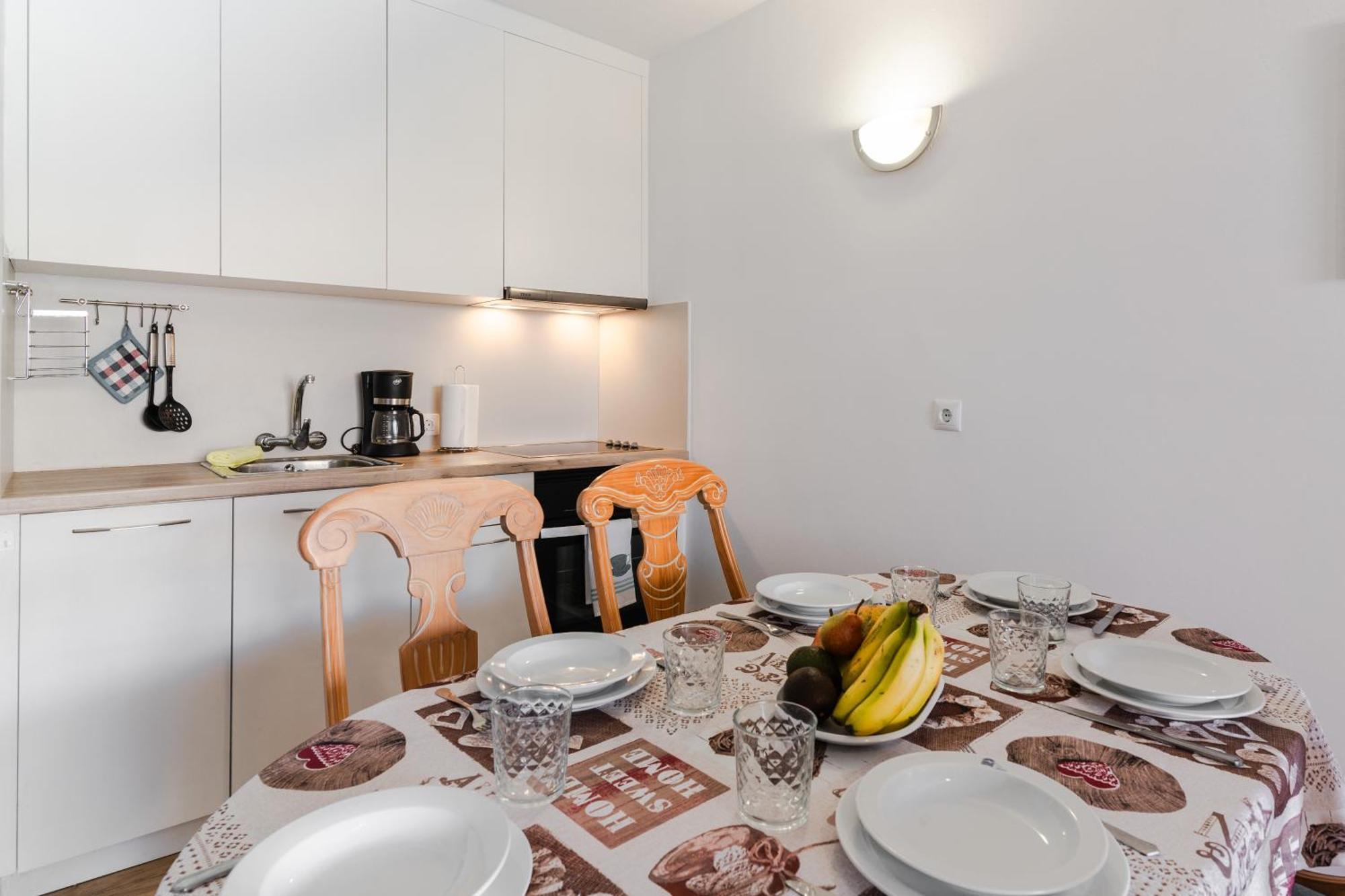Oceanfront 2 Bedrooms Holiday Home In Tenerife South Сан Мигел де Абона Екстериор снимка