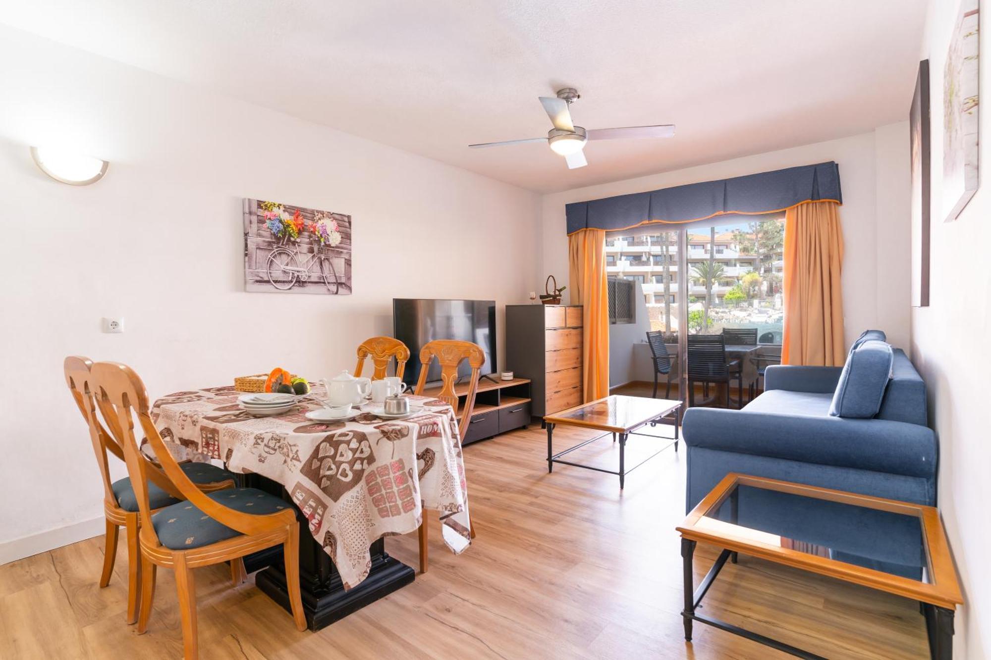 Oceanfront 2 Bedrooms Holiday Home In Tenerife South Сан Мигел де Абона Екстериор снимка